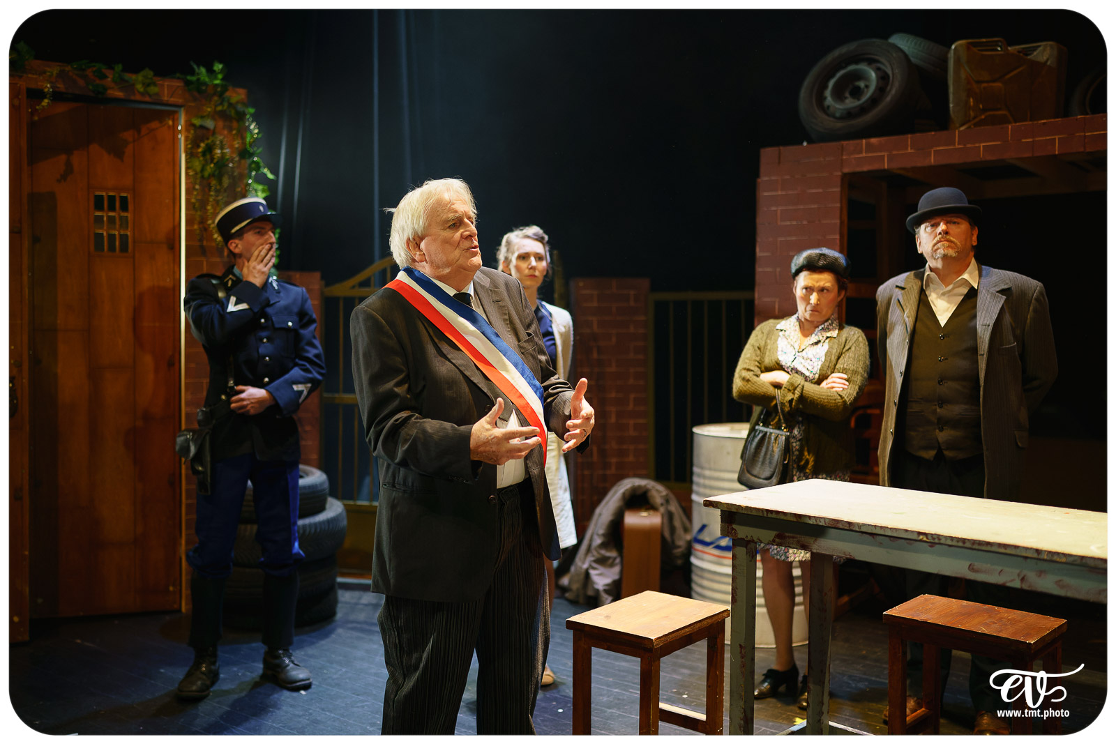 LES VISIONS DE SIMONE MACHARD (CIE LA CLAQUE)